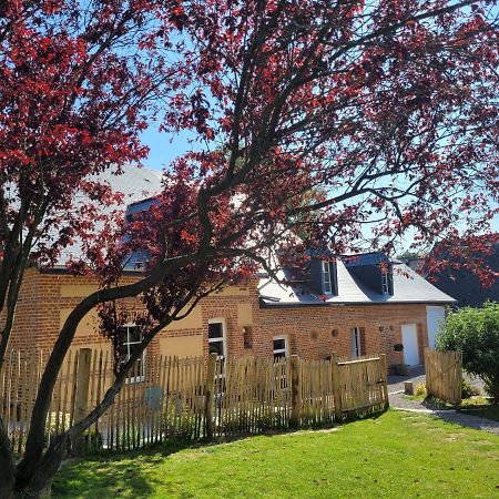 Les Fabulettes Bed and Breakfast Auffay Εξωτερικό φωτογραφία